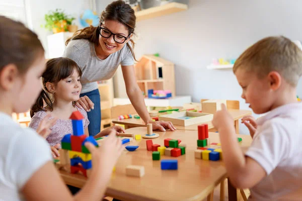 EJE éducateur de jeunes enfants